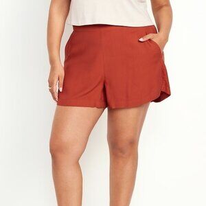 High-Waisted Playa Shorts
